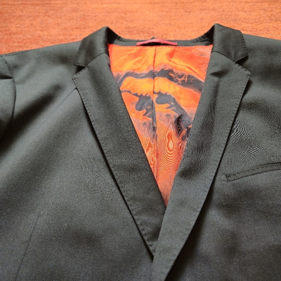 HUGO Boss Marzotto 100% Wool Blazer Suit Jacket Size 46R Black Red Lined - Picture 8 of 13